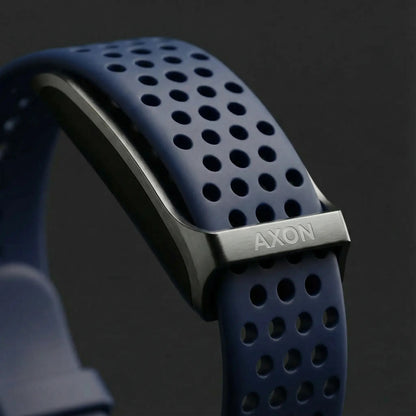 AXON Core - Screenless Activity Tracker (incl. Bonus Silicone Strap)